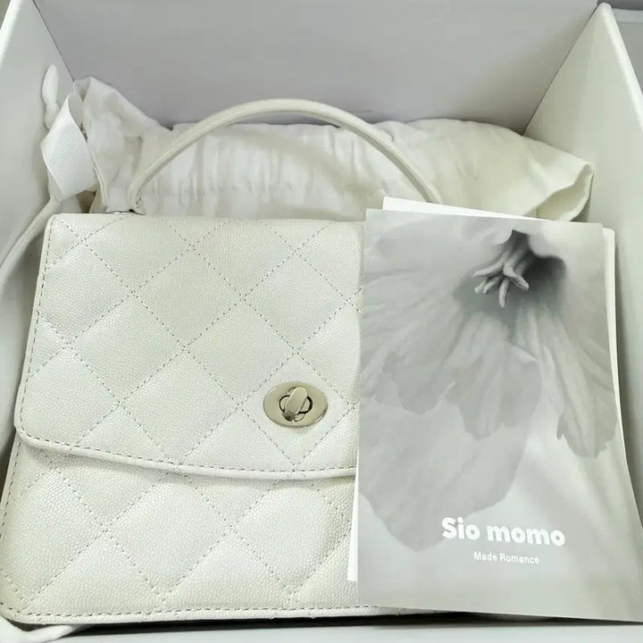 [BUNJANG] SIOMOMO White Quilting Chain Bag / 시오모모 화이트 퀼팅 체인백