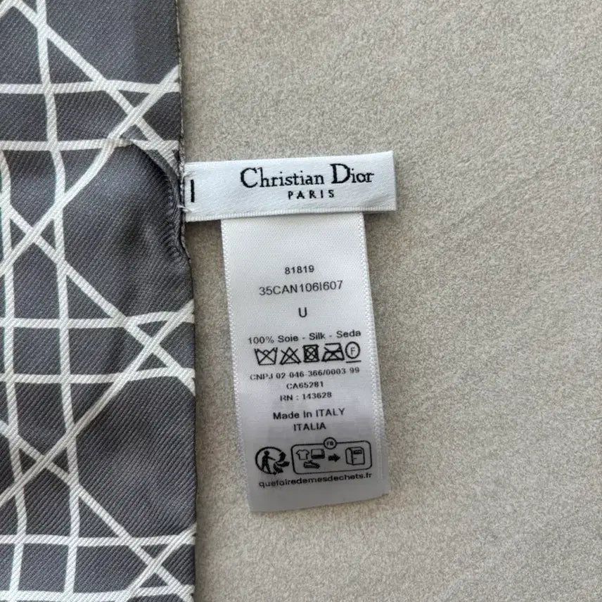 [BUNJANG] Christian Dior Mitzah Scarf White x Grey / 크리스찬 디올 미차 스카프 화이트x그레이