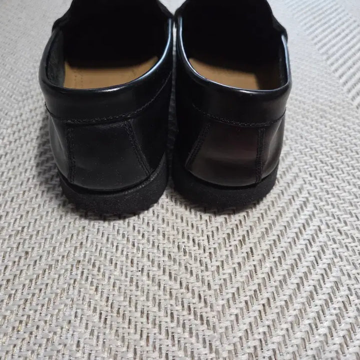 [BUNJANG] Rovers Coin Loafers Size 260 / rovers 동전로퍼260사이즈