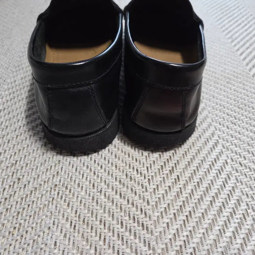 [BUNJANG] Rovers Coin Loafers Size 260 / rovers 동전로퍼260사이즈