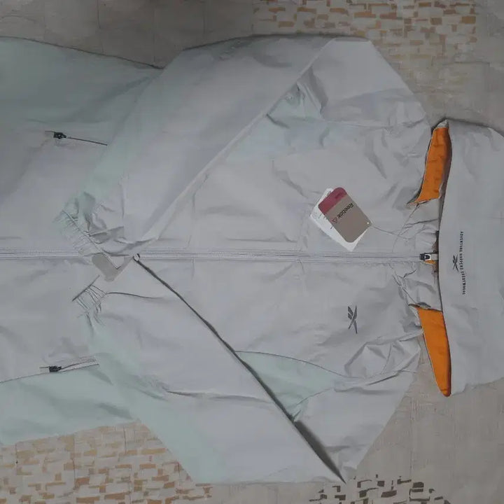 [BUNJANG] Reebok Windbreaker Jacket Size S / [새상품] 리복 바람막이 자켓 S