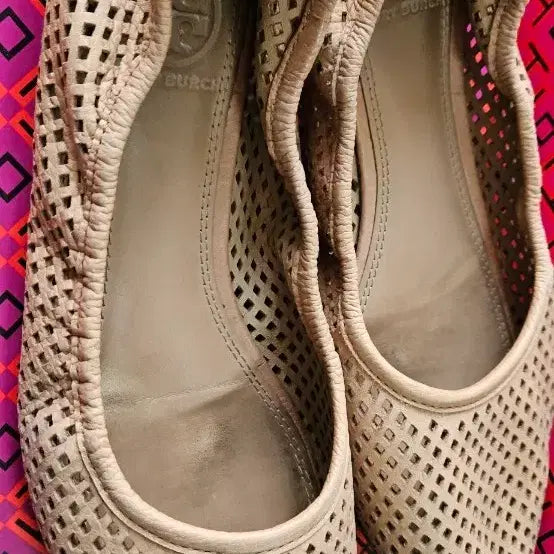 [BUNJANG] Tory Burch Punching Leather Flat Shoes Beige / 토리버치 펀칭 레더 플랫슈즈 베이지6.5