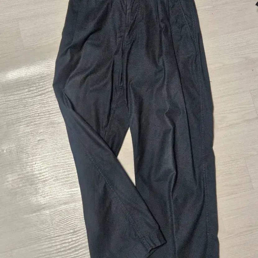 [BUNJANG] Another Office Santiago Chino Pants Graphite / 어나더오피스 산티아고 치노팬츠 그라파이트