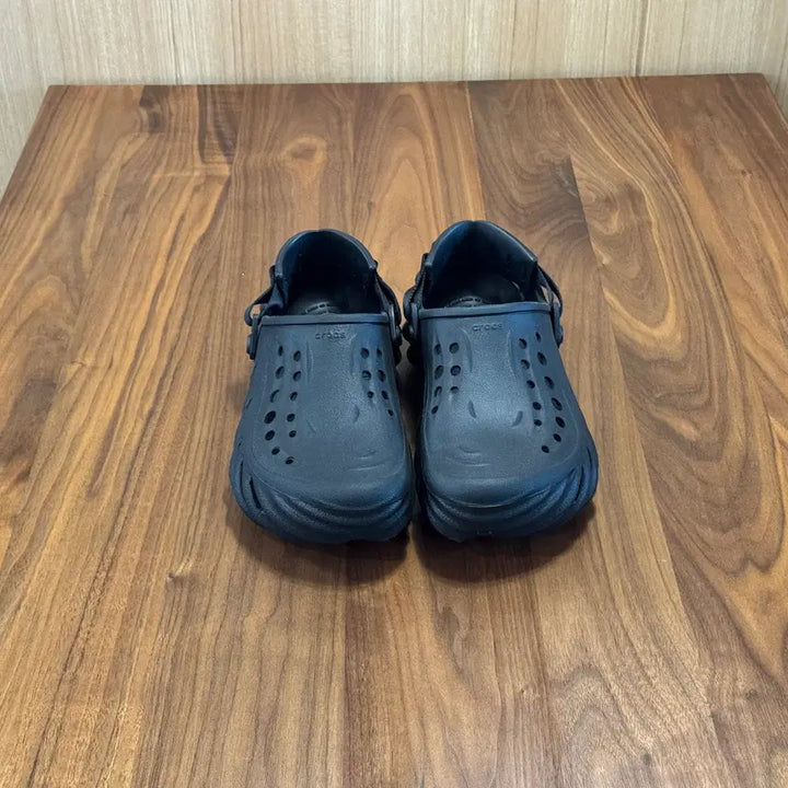 [SOLD OUT] 크록스 에코 클로그 블랙 270 사이즈