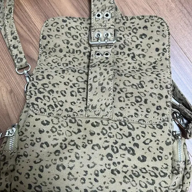 [BUNJANG] Leopard Buckle Handbag / 레오파드 버클 핸드백