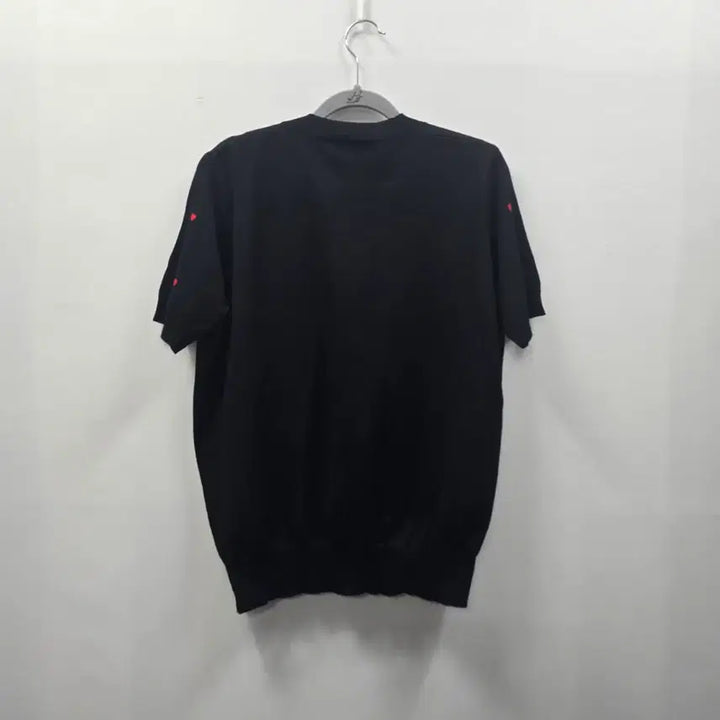 [BUNJANG] Mengmengjia Black Heart Short Sleeve Knit / 0260 mengmengjia 블랙 하트 반팔 니트