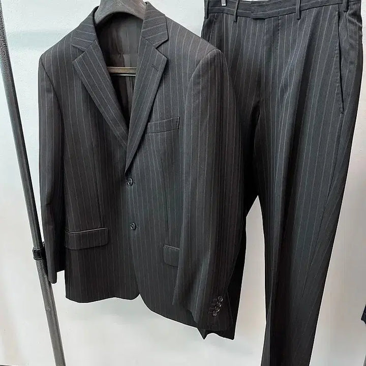 [BUNJANG] Ermenegildo Zegna Brown Stripe Suit / 105,35) 제냐 브라운 스트라이프 슈트