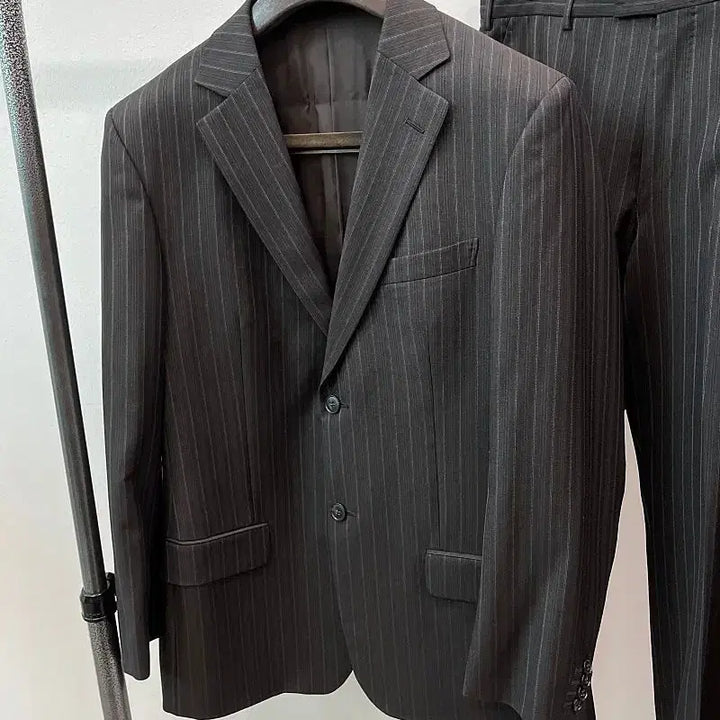 [BUNJANG] Ermenegildo Zegna Brown Stripe Suit / 105,35) 제냐 브라운 스트라이프 슈트