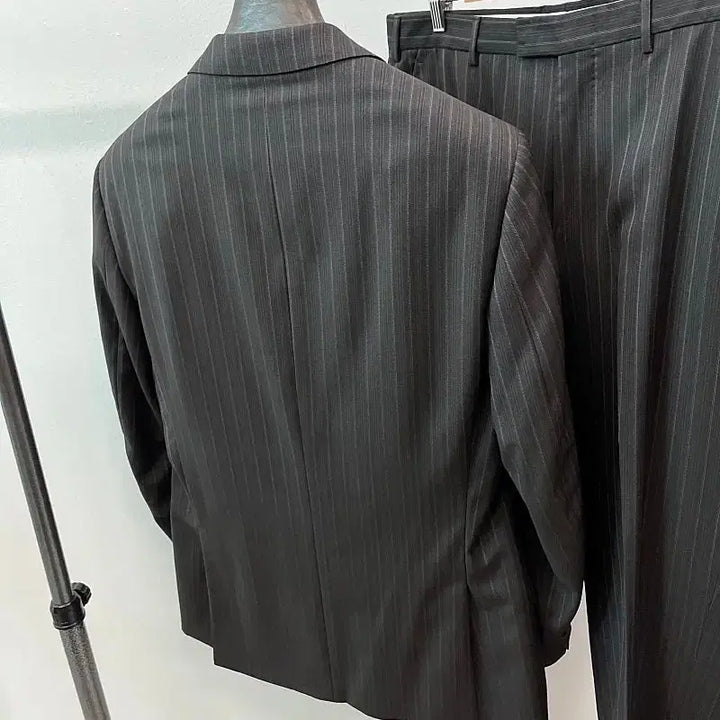 [BUNJANG] Ermenegildo Zegna Brown Stripe Suit / 105,35) 제냐 브라운 스트라이프 슈트