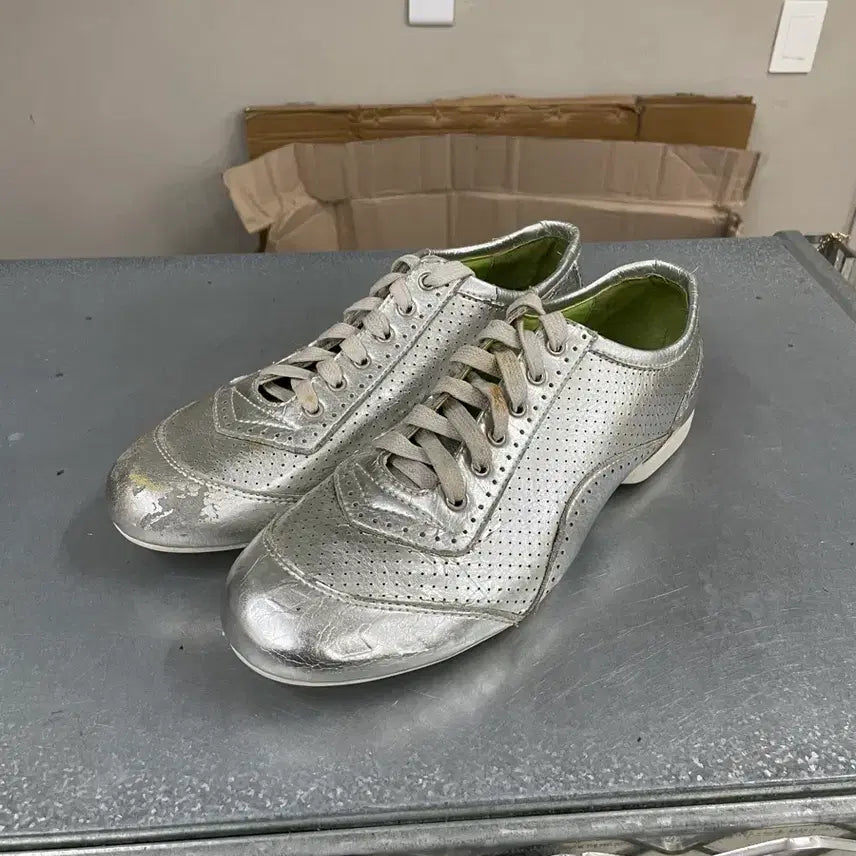 [BUNJANG] Comme des Garçons Low-Top Sneakers EU 41 / 꼼데가르송 로우탑 스니커즈 Eu41
