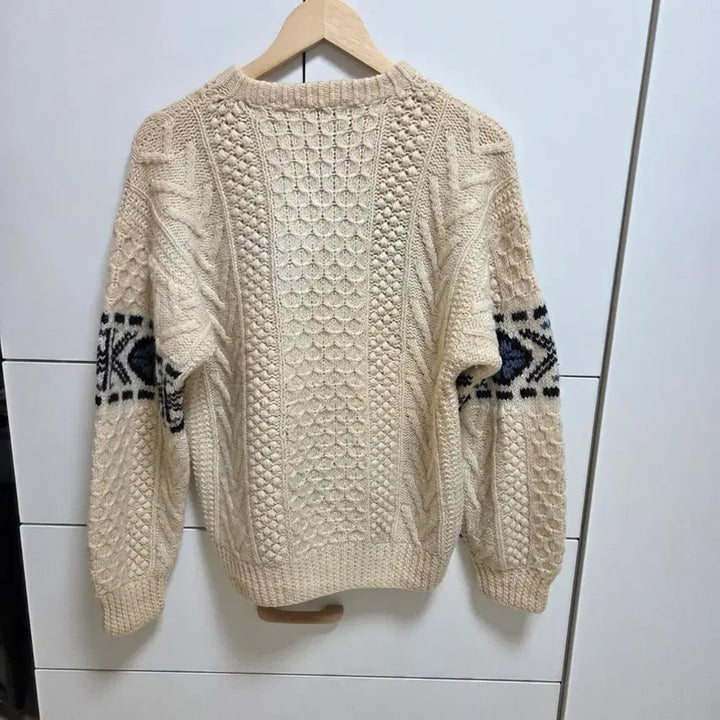 [BUNJANG] Ivory Knit Sweater M Size / 아이보리 니트 M
