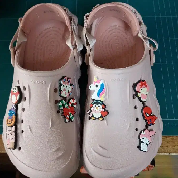 [BUNJANG] Crocs Echo Clog Pink W8 / 크록스 에코 클로그 핑크 W8.250