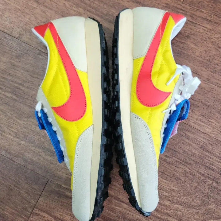 [BUNJANG] Nike Daybreak BRS Speed Yellow US12 (290) / 나이키 데이브레이크 BRS 스피드 옐로우 US12(290)