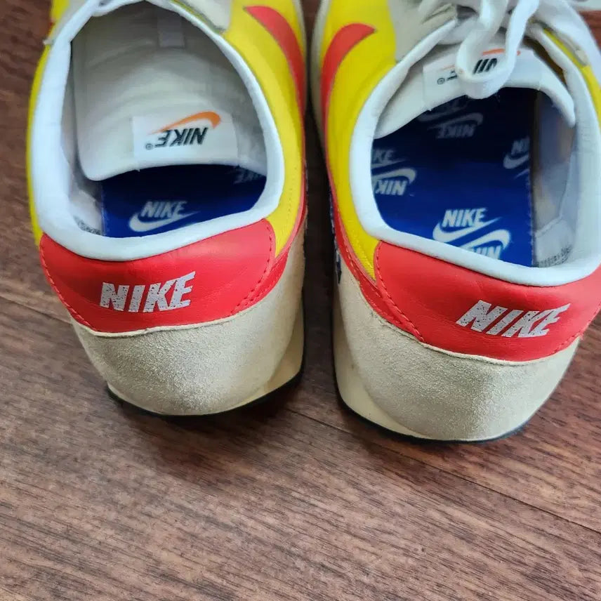 [BUNJANG] Nike Daybreak BRS Speed Yellow US12 (290) / 나이키 데이브레이크 BRS 스피드 옐로우 US12(290)