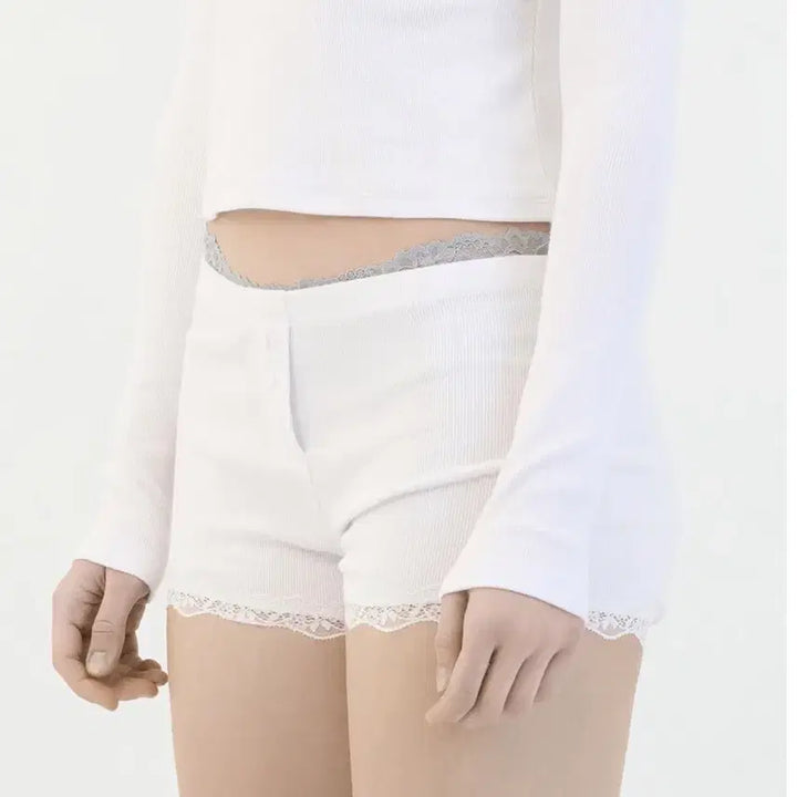 [BUNJANG] Gem Gem Paradie Lou Boy Shorts White / 젬젬파라디 루 보이쇼츠 화이트