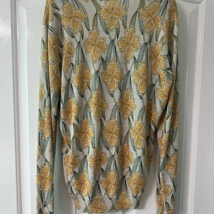 [BUNJANG] OIILLY Floral Pattern Knit Sweater / OIILLY 플라워 패턴 니트
