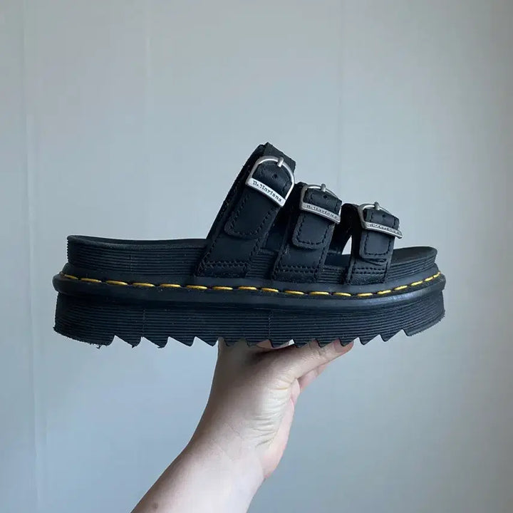 [BUNJANG] Dr. Martens Blaire Slide Sandals UK 3 / EU 36 / 닥터마틴