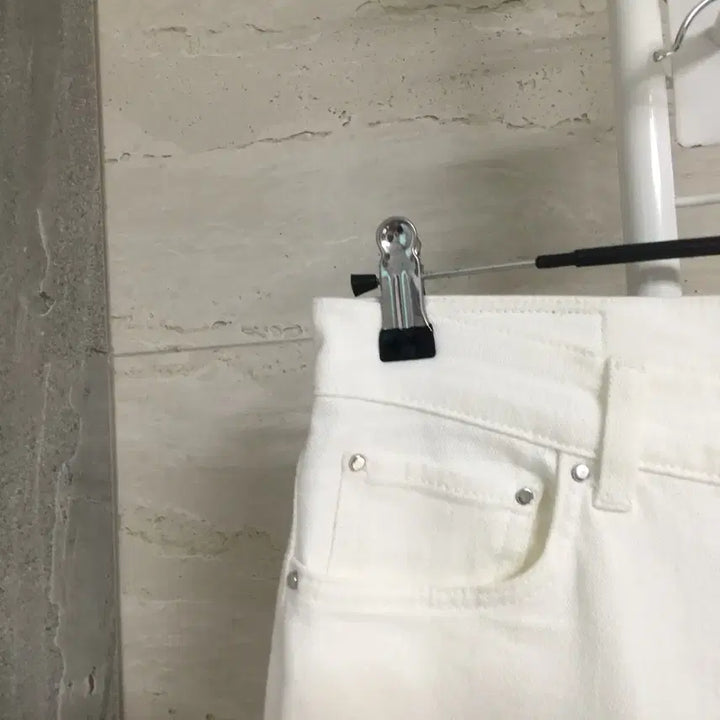 [BUNJANG] Claudie Pierlot White Straight Fit Denim Pants Size 27 / 끌로디피에로 신상 데님 팬츠 27