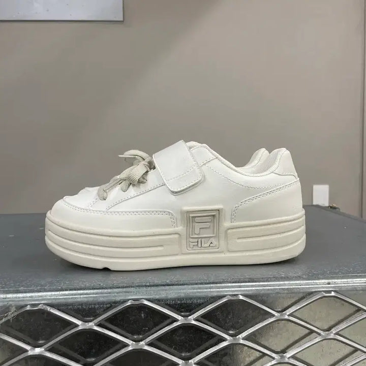 [BUNJANG] Fila Funky Tennis Shoes / 휠라 펑키 테니스 240(새상품)