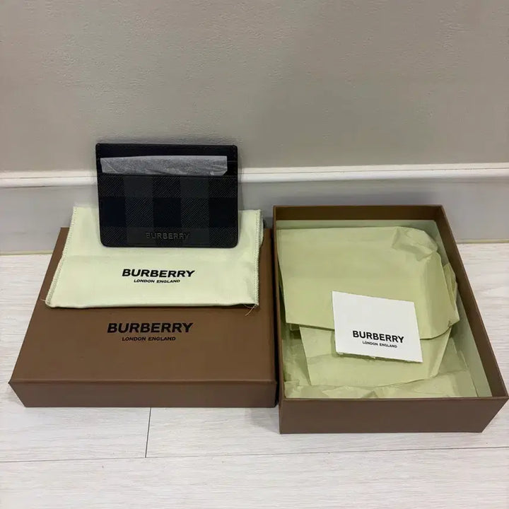 [BUNJANG] Burberry Check Leather Card Holder Black / 버버리 체크 레더 카드지갑 블랙