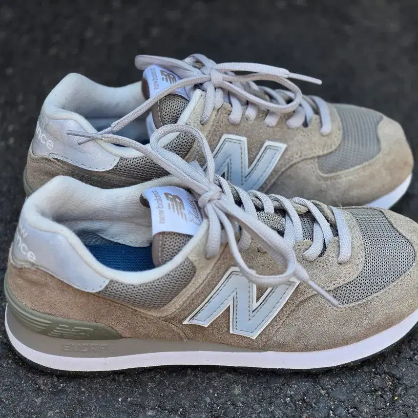 [BUNJANG] New Balance 574 Classic Grey Sneakers (230mm) / 뉴발란스 574 클래식 그레이사이즈: 230mm