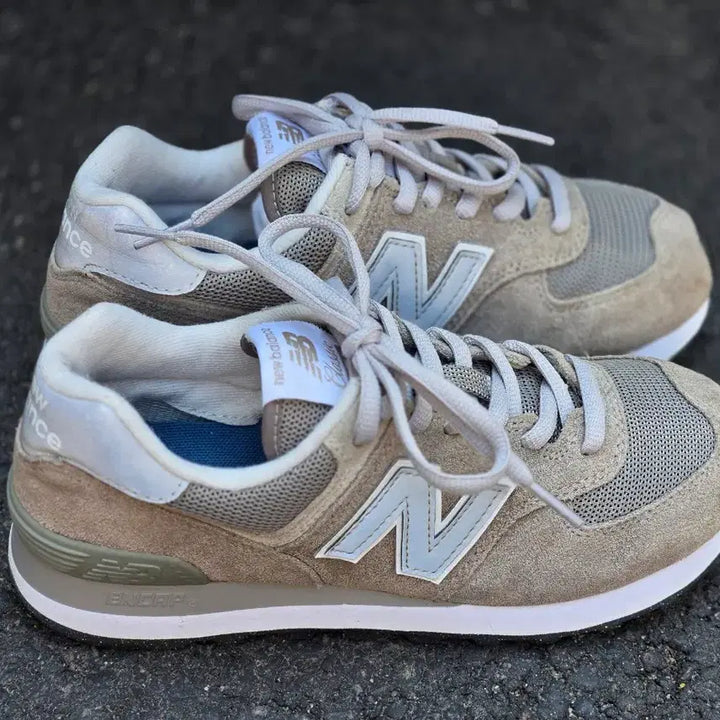 [BUNJANG] New Balance 574 Classic Grey Sneakers (230mm) / 뉴발란스 574 클래식 그레이사이즈: 230mm