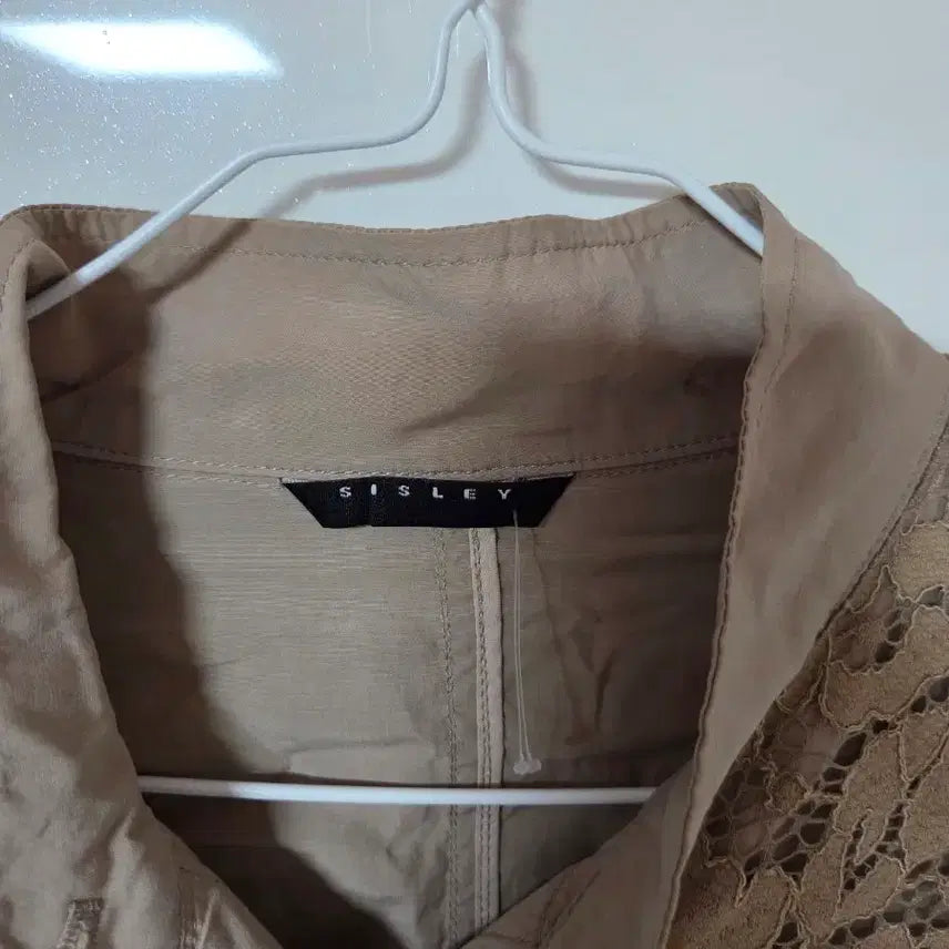 [BUNJANG] Sigrley Lace Embellished Field Jacket / 새상품/시글리 레이스 장식 야상 자켓