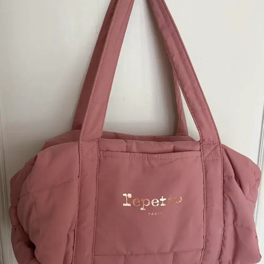 [BUNJANG] Repetto Padded Duffel Bag Pink M Size Ballet Bag / 레페토 패딩 더플백 핑크 M 사이즈 글라이드 발레가방