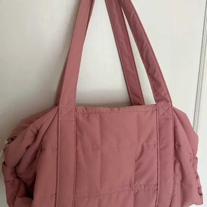 [BUNJANG] Repetto Padded Duffel Bag Pink M Size Ballet Bag / 레페토 패딩 더플백 핑크 M 사이즈 글라이드 발레가방