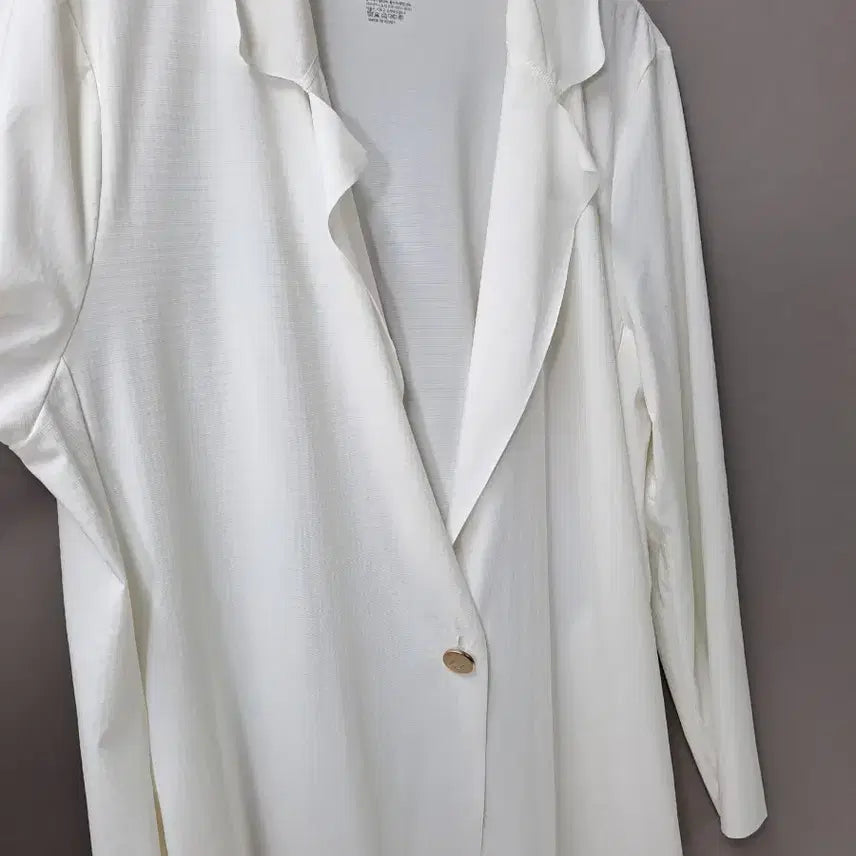 [BUNJANG] The Story Single Button Cool Material Long Shirt / 더 스토리 싱글버튼 쿨소재 화이트  가디건형 롱 셔츠