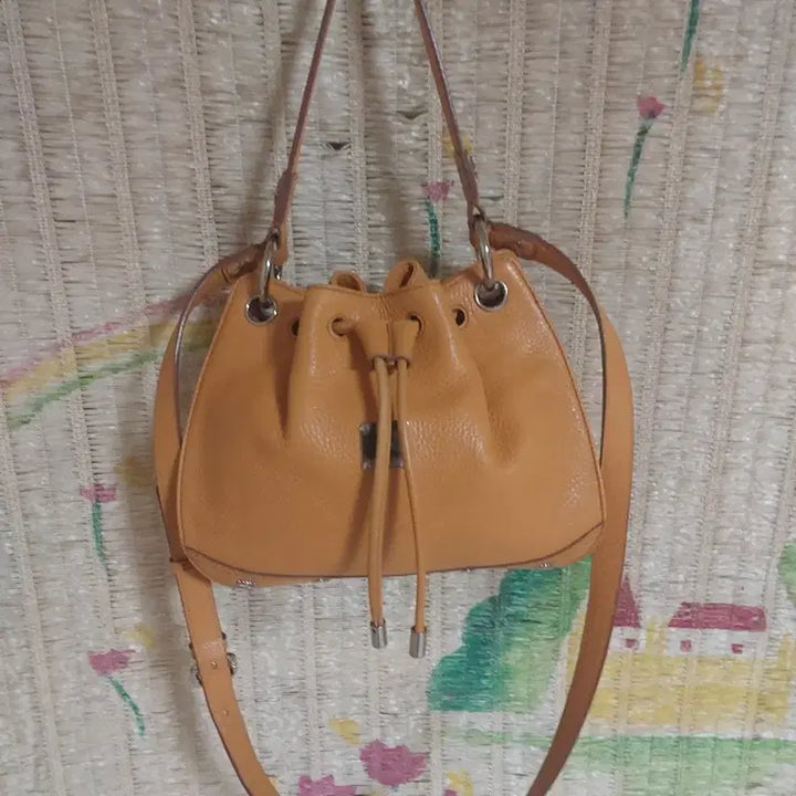 [BUNJANG] MCM Yellow Bucket Shoulder Bag / 정품)MCM 숄더백 버킷백 옐로우 가방