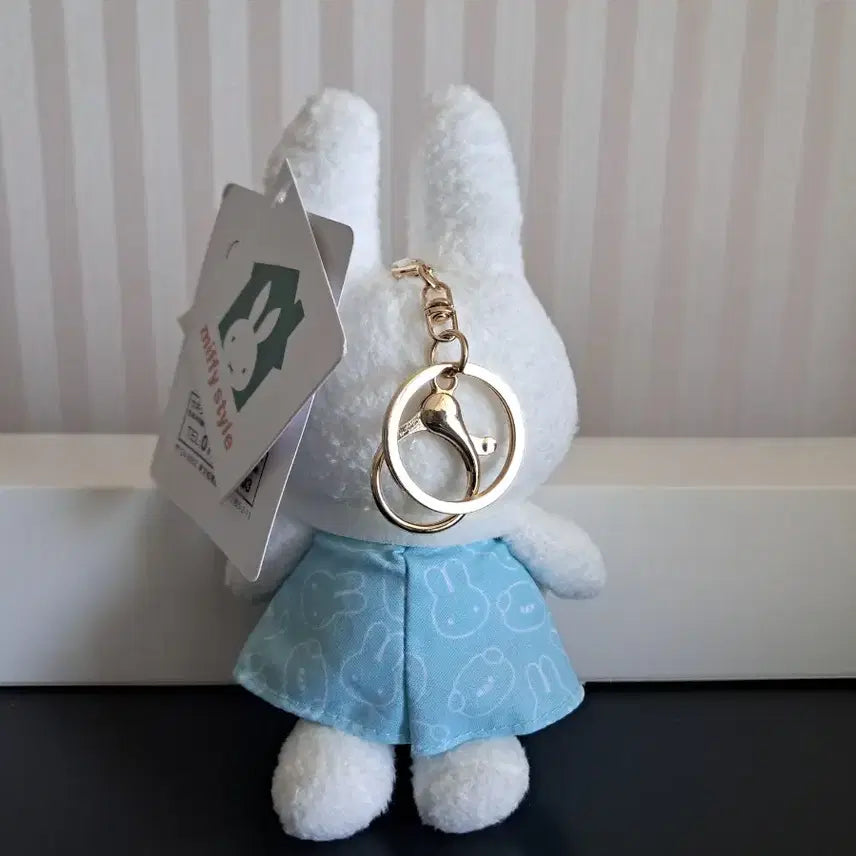 [BUNJANG] Miffy Doll Keychain, Sky Blue Dress, Bag Accessory, New / 미피 인형 가방 스카이블루 원피스 키링 새상품
