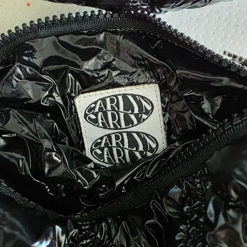 [BUNJANG] Carlyn Poing Bag / 칼린 포잉백