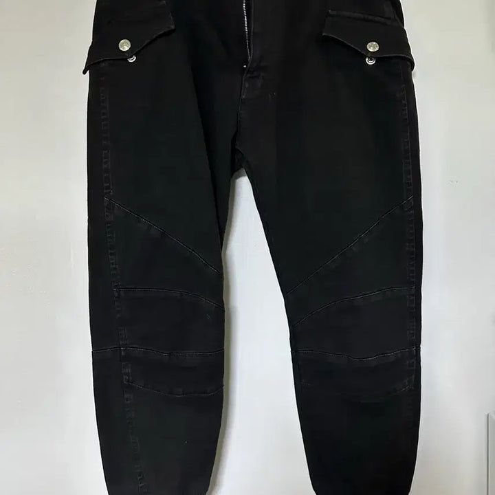[BUNJANG] Pierre Balmain Black Cargo Pants / 피에르 발망 블랙 카고 팬츠 46