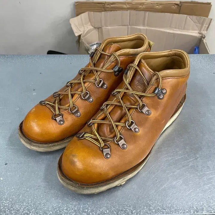 [BUNJANG] Danner Tramline Hiking Boots US 9 / 대너 트램라인 하이킹 부츠 Us9