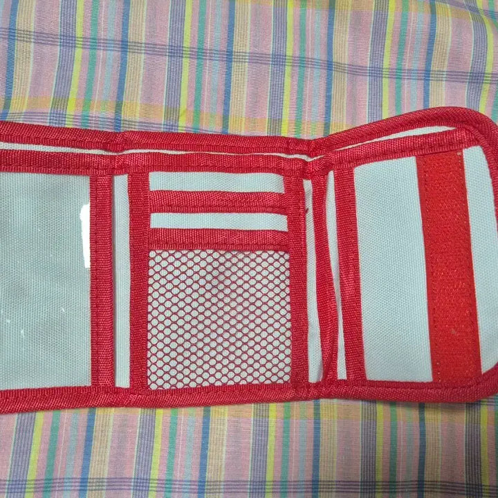 [BUNJANG] Cherry Pixel Trifold Wallet / 미사용 새제품 레트로 체리 픽셀 3단지갑