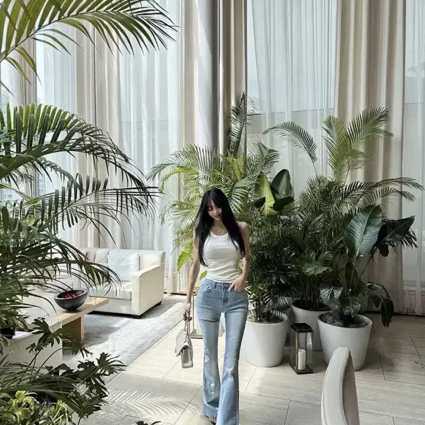 [BUNJANG] Guse Distressed Flare Jeans / Guse 구즈 트임구제부츠컷 pt s