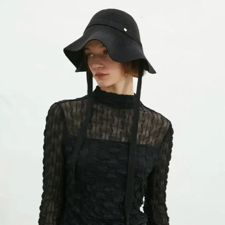 [BUNJANG] Egoist Metal Strap Ruffle Bucket Hat / 새상품) 에고이스트 버킷햇 금속 장식 스트랩 러플 모자