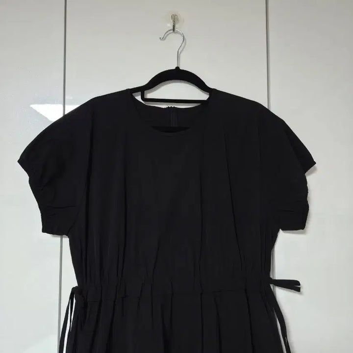 [BUNJANG] Black Banding Midi Dress White Stripe / 블랙 밴딩 원피스 흰색 스트라이프