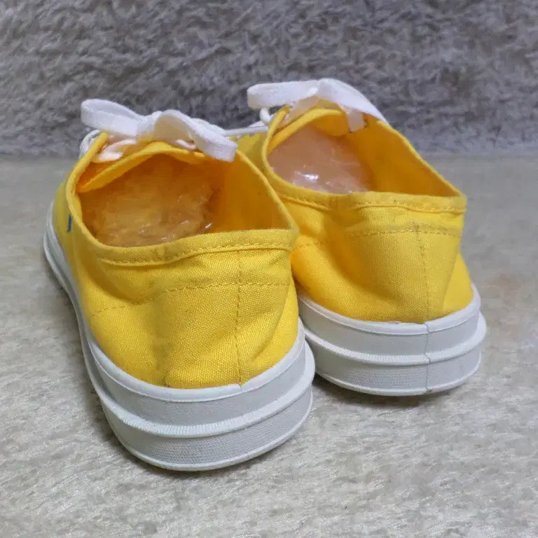 [BUNJANG] Ralph Lauren Yellow Sneakers / 후루룩구제2 250 플로 랄프로렌 옐로우 운동화 스니커즈 260509