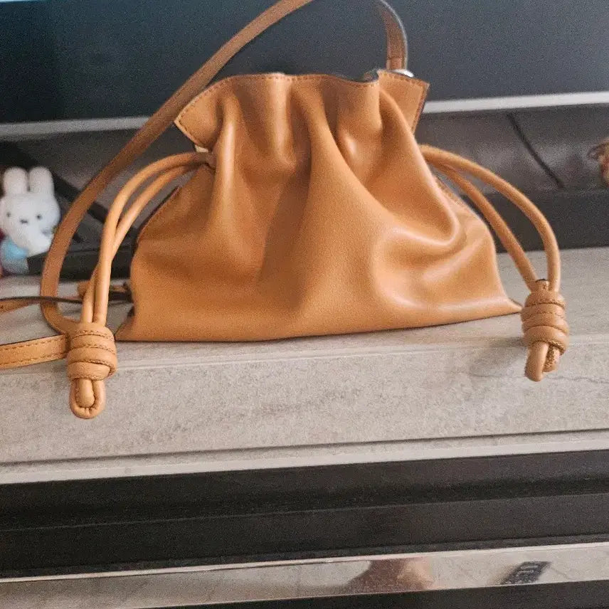 [BUNJANG] Genuine Leather Drawstring Bag / 소가죽 복조리백(새상품급)