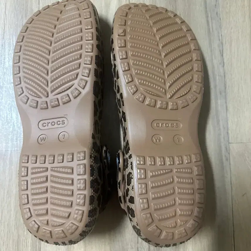 [BUNJANG] Crocs Classic Animal Ballet Flat / (새상품) 크록스 클래식 애니멀 발레 플랫