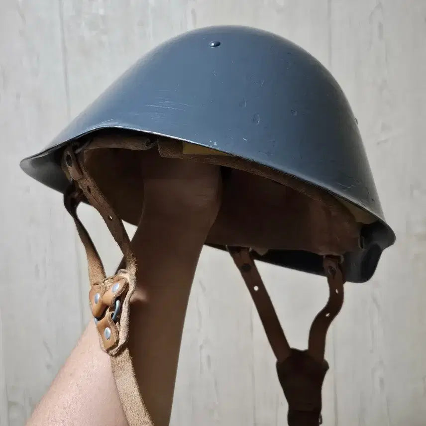 [BUNJANG] East German Military Helmet with Rain Pattern Cover / 동독군 철모