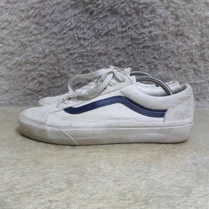 [BUNJANG] Vans Sneakers Used / 후루룩구제2 270 반스 스니커즈 중고 신발 260509