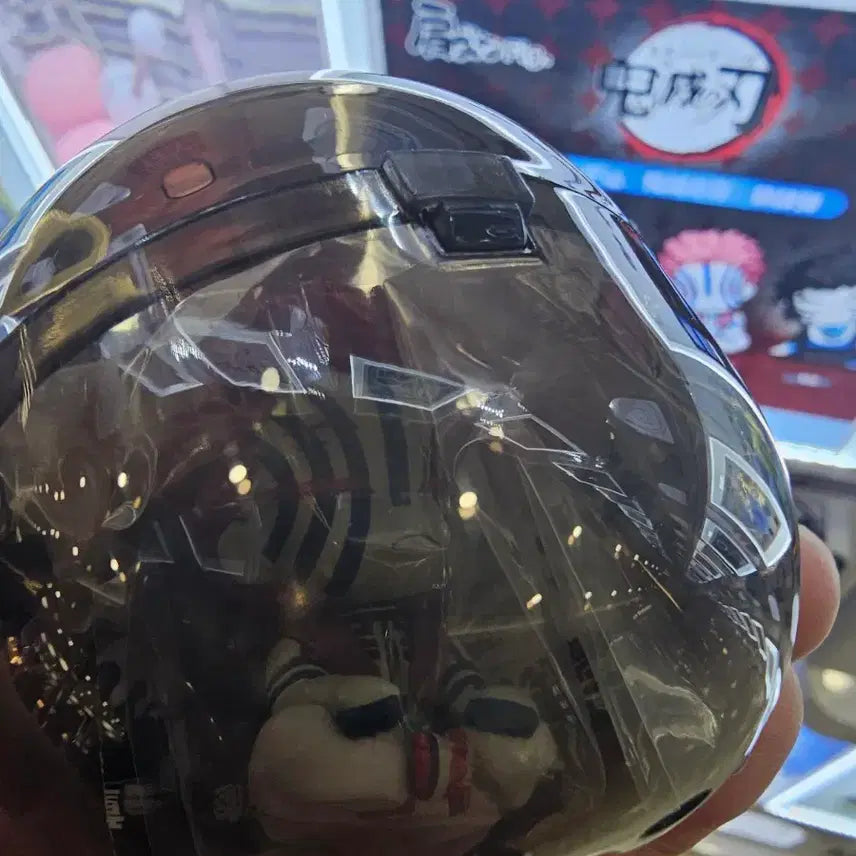 [BUNJANG] Demon Slayer Akaza Gacha Figure / 귀멸의칼날 가챠 아카자 팝니다