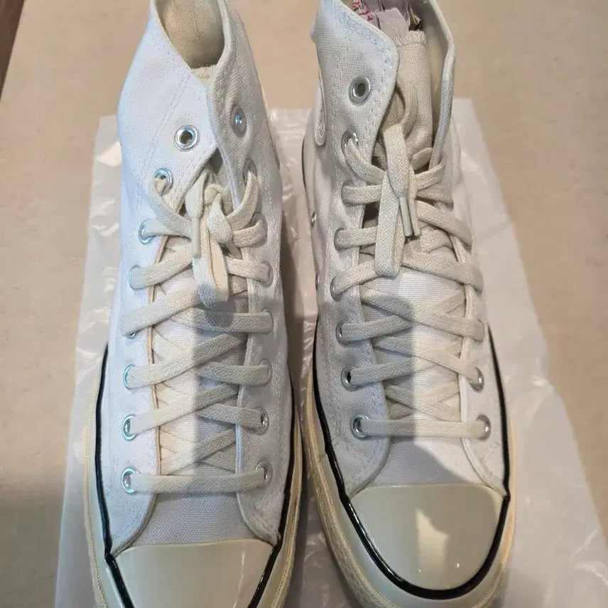 [BUNJANG] Converse White High-Top Sneakers / 컨버스 화이트 하이 스니커즈