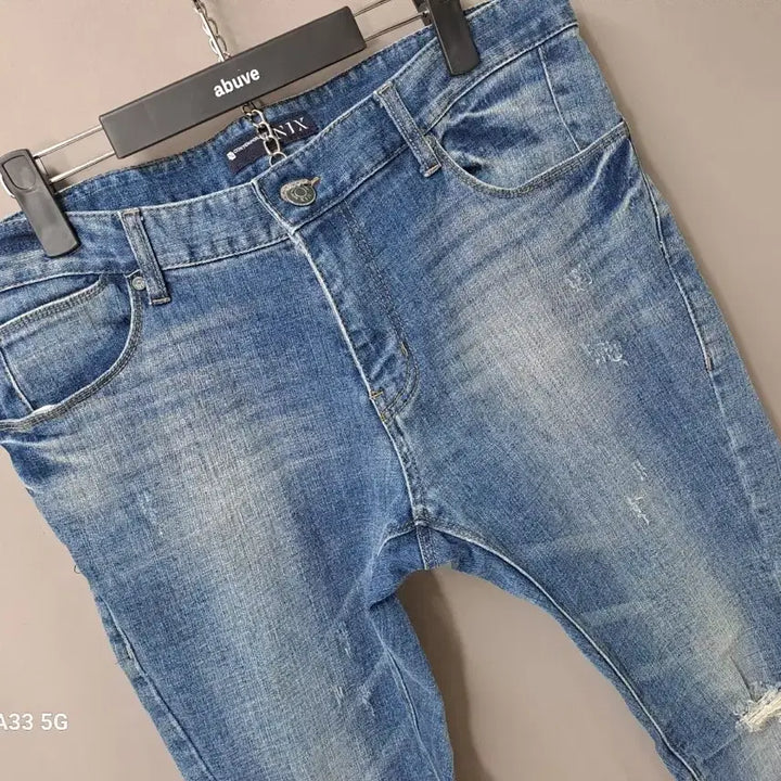 [BUNJANG] NIX Distressed Wash Jeans / NIX 데미지 워싱 청바지