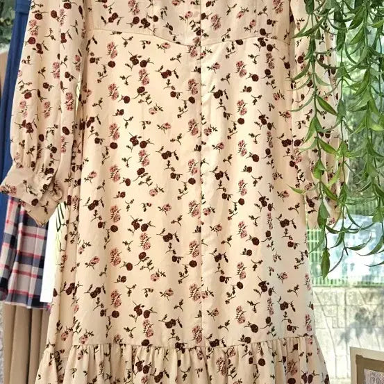 [BUNJANG] Chiffon Frill Dress (Size 44-55) / [새상품]쉬폰 프릴 원피스(44~55)