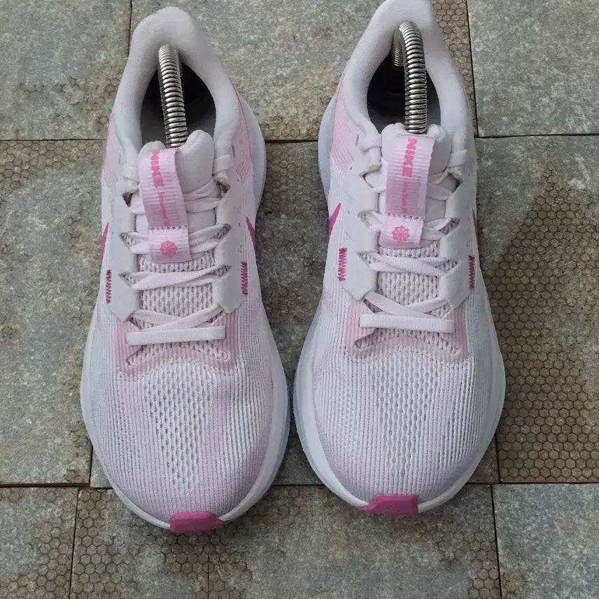 [BUNJANG] Nike Zoom Structure 25 Pearl Pink Running Shoes / (230)나이키 줌 스트럭처 25 펄 핑크 운동화 런닝화