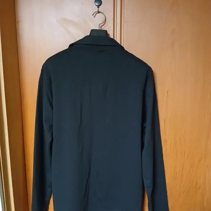 [BUNJANG] Columbia Black Long Sleeve Polo Shirt Size 100 / 컬럼비아 블랙 긴팔 폴로티100